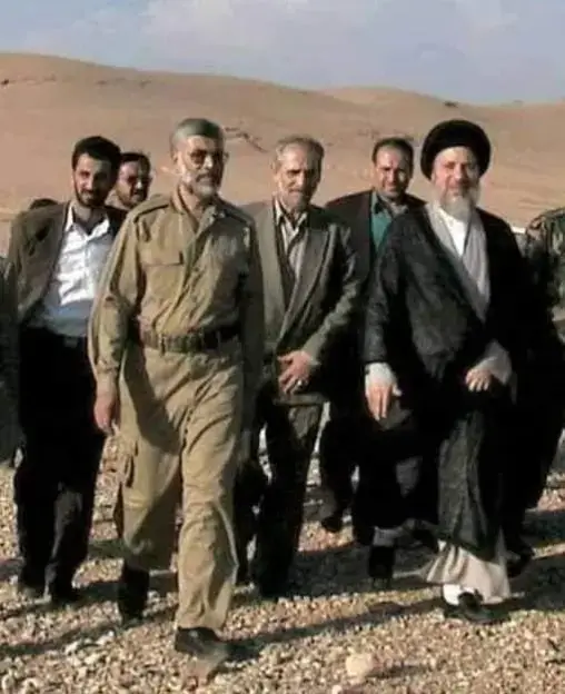 ابو مهدي المهندس من السيد محمد باقر الحكيم #