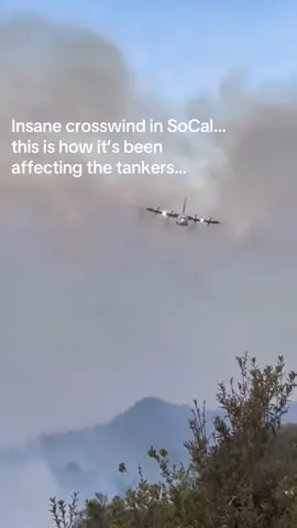 it’s been a really really long time since i last saw an aircraft flying like this. these first responders have been working so hard :(  #palisadesfire #socal #calfire #fireseason #wildfire #fyp #fypシ 