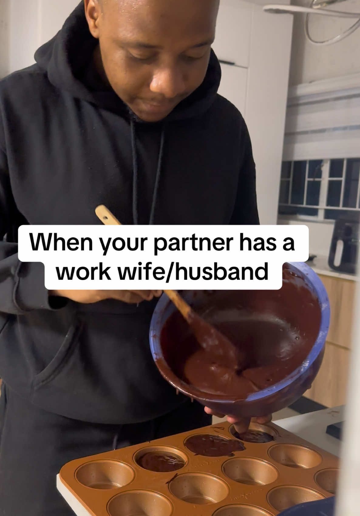 When your partner has a work wife/husband #fyp #viral_video #trendingvideo #FoodLover #FoodTok #isaacmehlape #muffins #funny #comedyvideo 