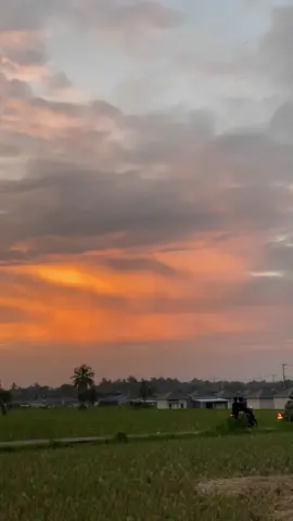 Sunsetan lek bangket #sasak #lagusasak 