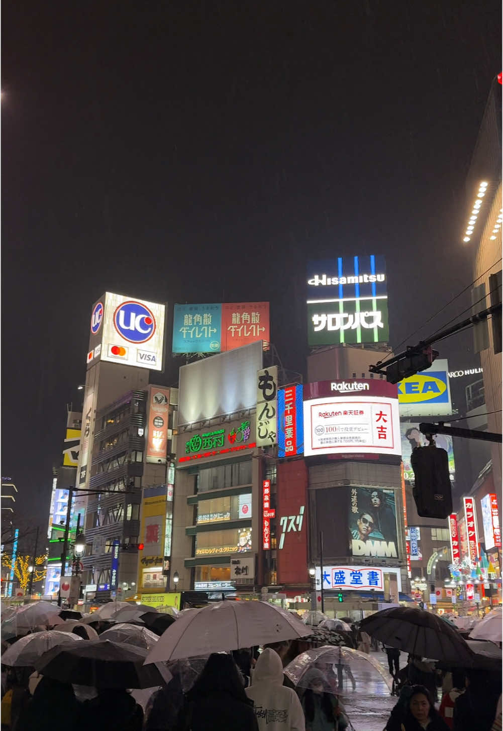 rainy night in shibuya  • • • #japan #shibuya #japantrip 