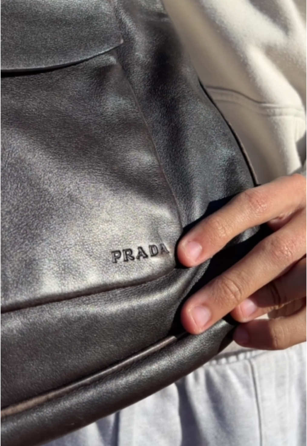 Prada Leather Shoulder Bag 90's Vintage  #prada #bag #vintage #bags 