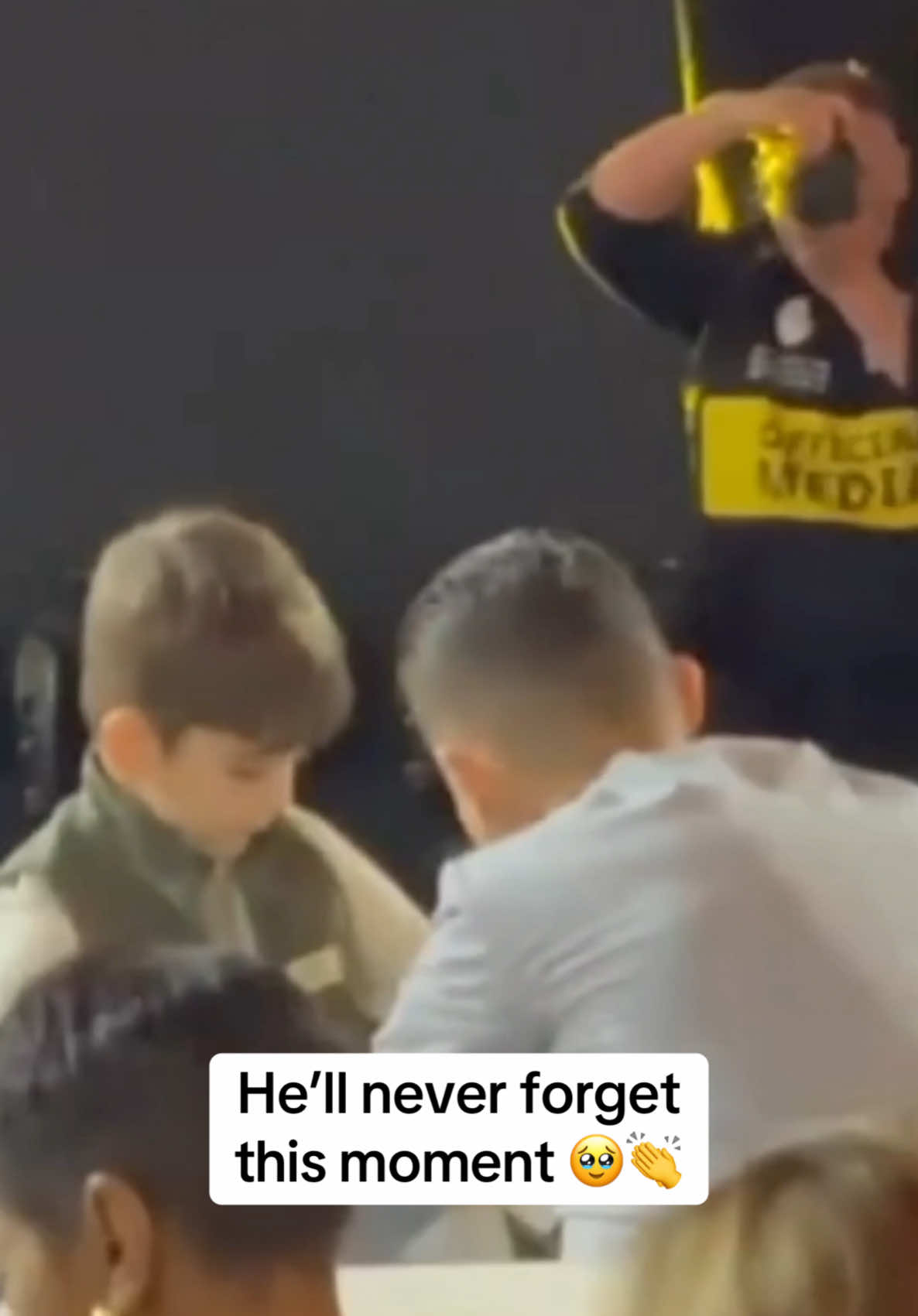 Cristiano Ronaldo told the security guard to leave the kid alone so he could get his shirt signed 🥹 (IG: mahboube.photographer) #dailymailsport #dailymail #news #sports #football #Soccer #cr7 