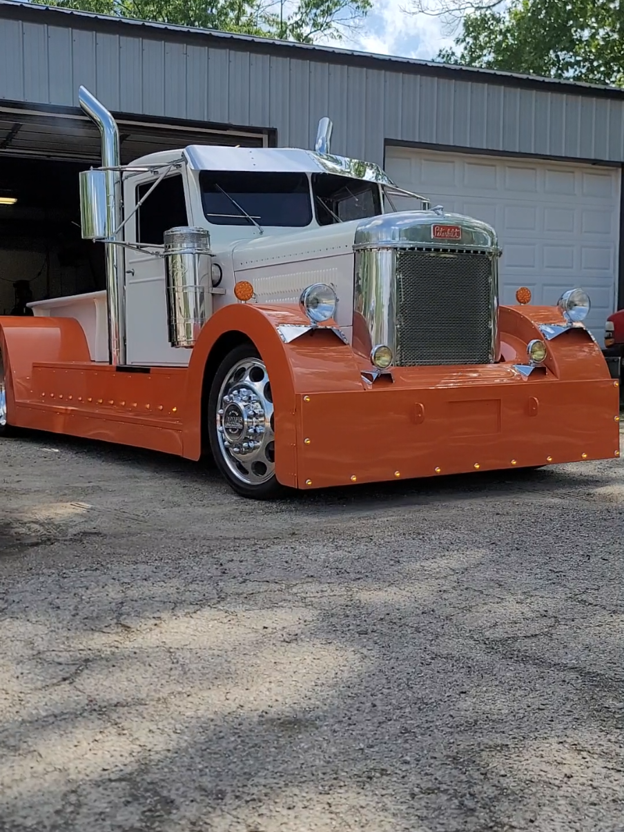 this didn't get the appreciation it deserved #peterbilt #fyp #fy #truktok #bagged #41pete #builtnotbought 