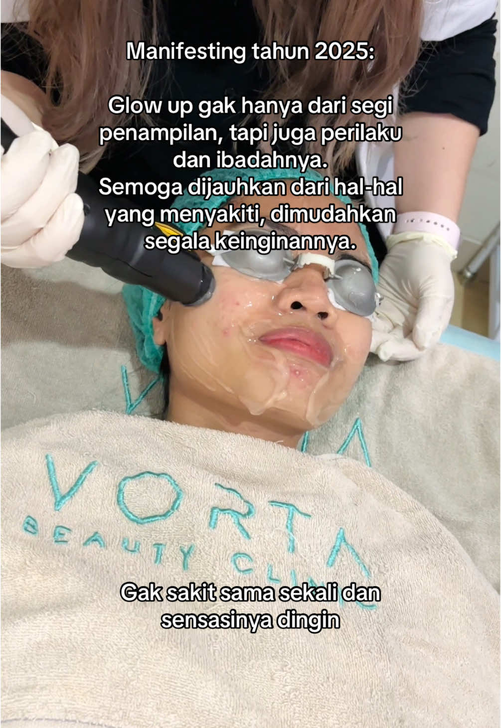 Tahun 2025 semoga banyak hal baik yang datang, segala harapan bisa segera terwujud. — Treatment Laser Collagen by @Vorta Beauty Clinic #vortababy