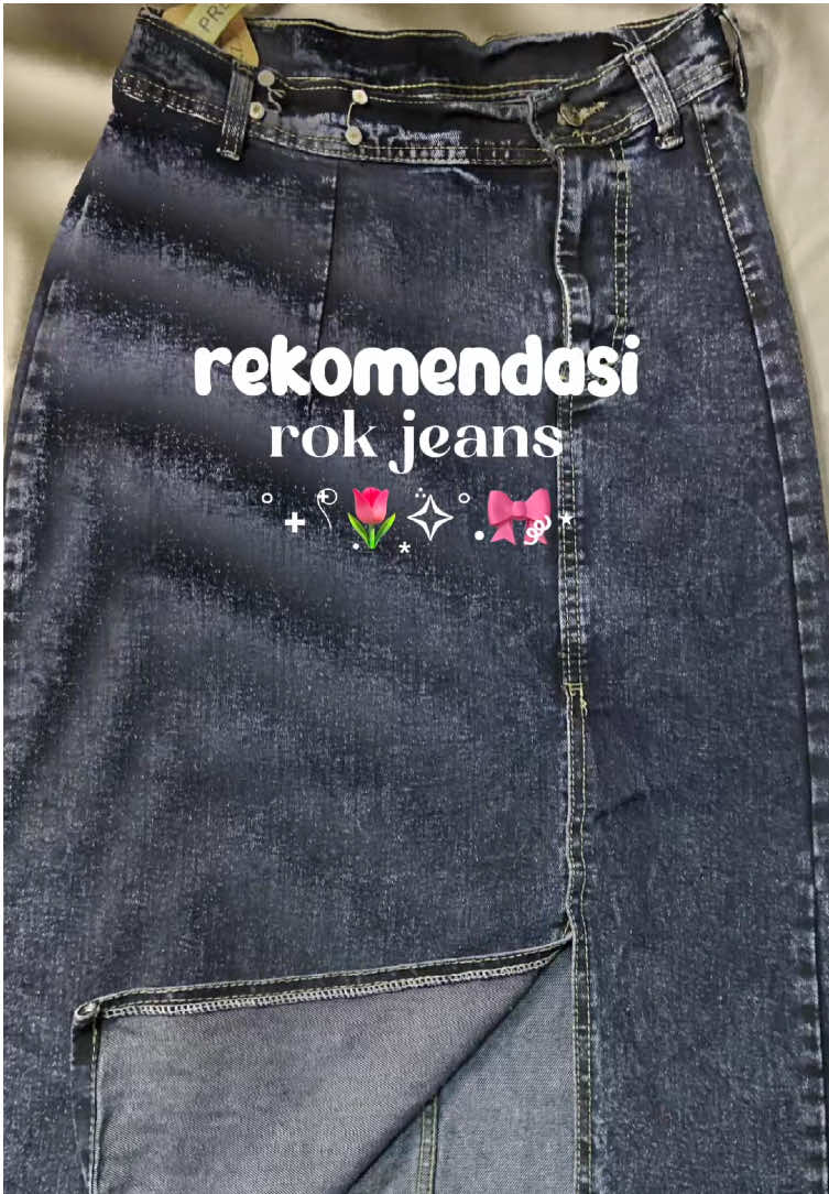 ga pernah bosen pake rok ini😍 #rokjeans #fashionkekinian #rokjeanskekinian #fashionupdate #fyp #fypage #fypシ゚ #creatorsearchinsights #fypシ 