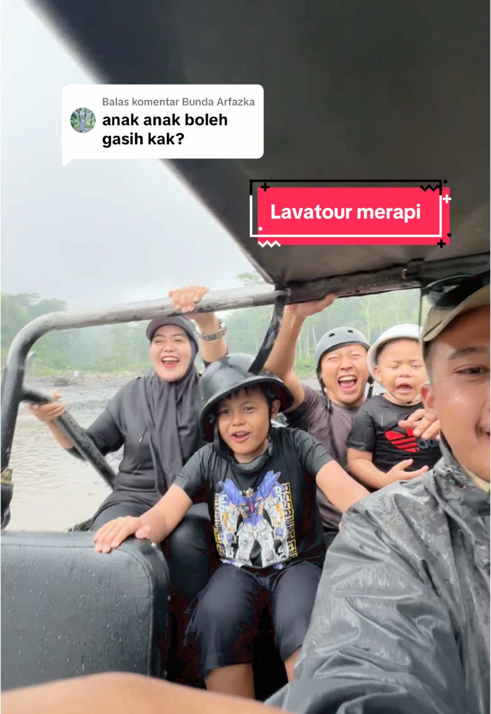 Membalas @Bunda Arfazka  Ini anak kecil malah ketagihan😂 #lavatourmerapi #wisatajogja #jogja 