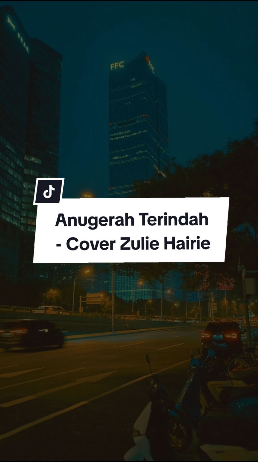 “Ku ingin kau jadi milikku.” 🙂#anugerahterindah #coverzuliehairie #templatelirik #fypageシ #fyp #CapCut 