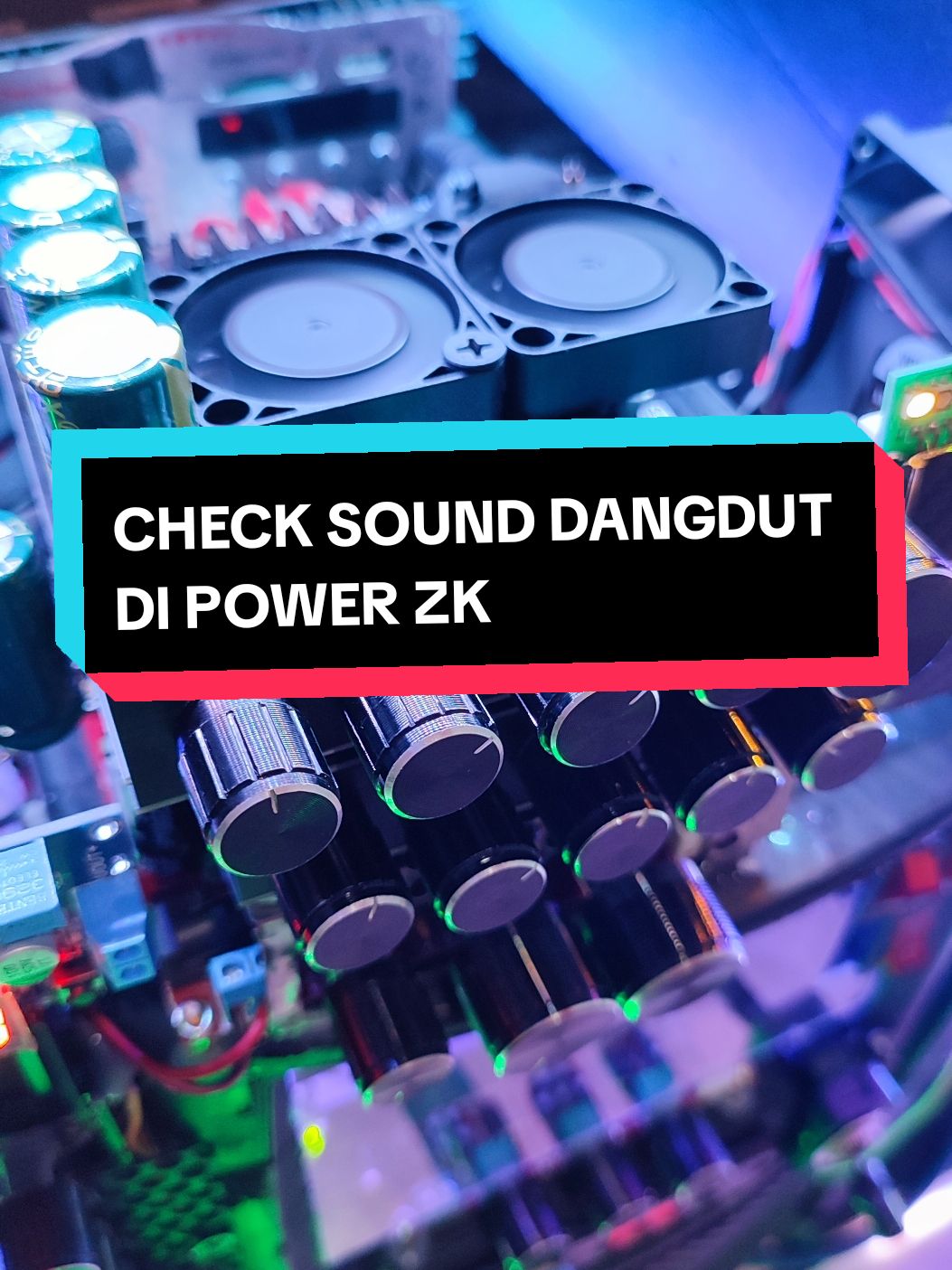 kali ini duet maut power z k m t21 dan Z ktb21 kita duetkan untuk mengetahui seberapa enak saat memutar lagu dangdut Oke kita saksikan bersama-sama#soundminiatur #dangdut #powermini #spiker #legacy #horeg #fyp #soundsystem #horegjawatimur #sound #zktb21 #tpa3116d2 #zkmt21 