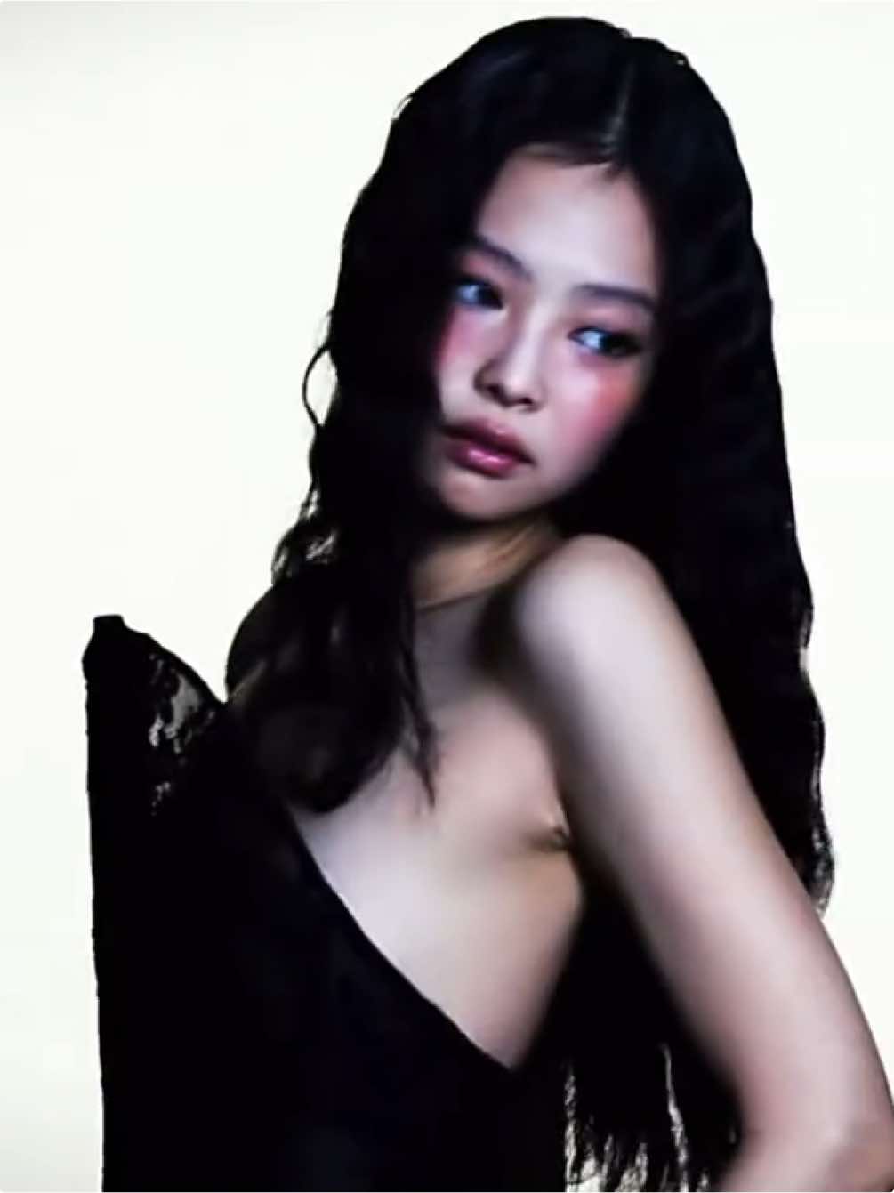 jennie billboard photoshoot 😍 #jennie #jenniekim #billboard #fyp #fy