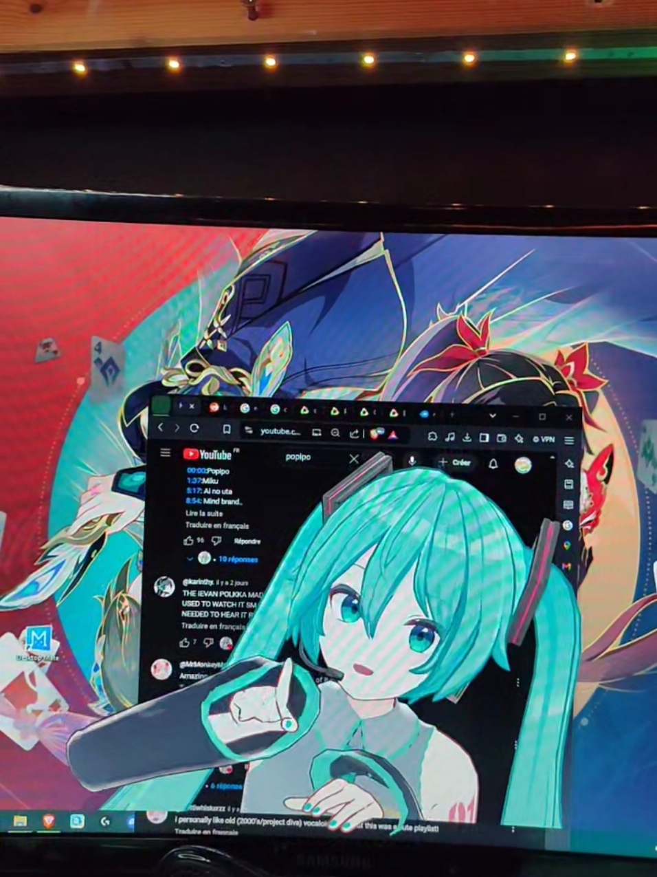 Miku is home this is an app : #desktopmate  #mikufortnite #fortnitemiku #fortnitemikucollab  #vocaloid #hatsunemikufortnite #hatsunemiku #vocaloids 