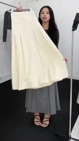 YOOWOL Sanguine Pleated Skirt#fashionwanita #skirt #skirts #rok #rokwanita #rokkekinian 
