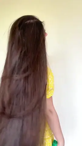Do you have very little hair and often fall out after combing it? Let me tell you my solution. Volumizes✨#tiktokshopblackfriday #tipsparaelcabello #cuidadodelcabello #TgideasCaviarAminoAcidsShampooVolumizes #Tgideas #CaviarAminoAcidsShampoo #HealthyScalp #Preventhairloss #hairloss #hair #ismabeauty #recomendaciones 