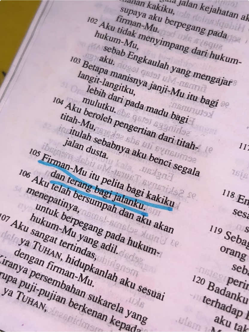 Mazmur 119:105 🤍 #Ayatalkitab #fyp #GodBlessYou #kontenrohani 