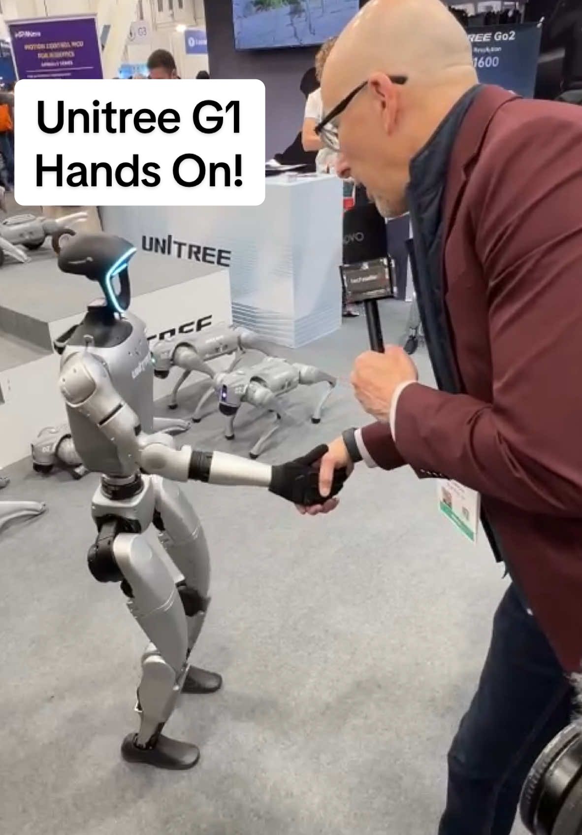 Hands on with Unitree G1 humanoid Agent AI Avatar robot! He’s smaller than other Unitree humanoids but more sophisticated and agile. Also has a nice handshake. #ces2025 #techtok #techradar #ces #viral #lasvegas #robot #unitree #unitreeg1 #humanoid #humanoidrobot #uncanny