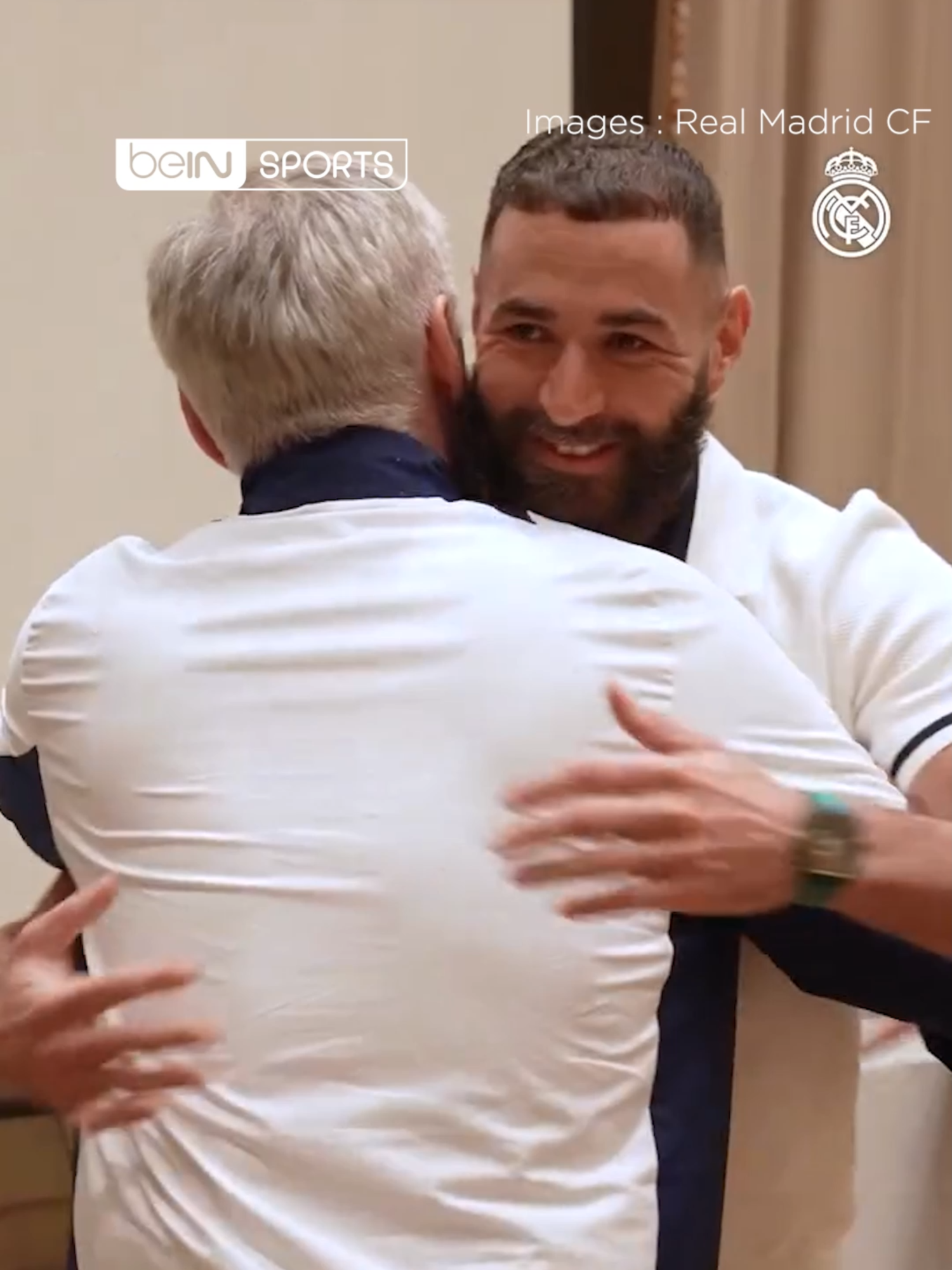 🤩 Karim #Benzema est allé rendre visite aux joueurs du #RealMadrid ! #Football #Soccer #Mbappe #KB9 #Vinicius