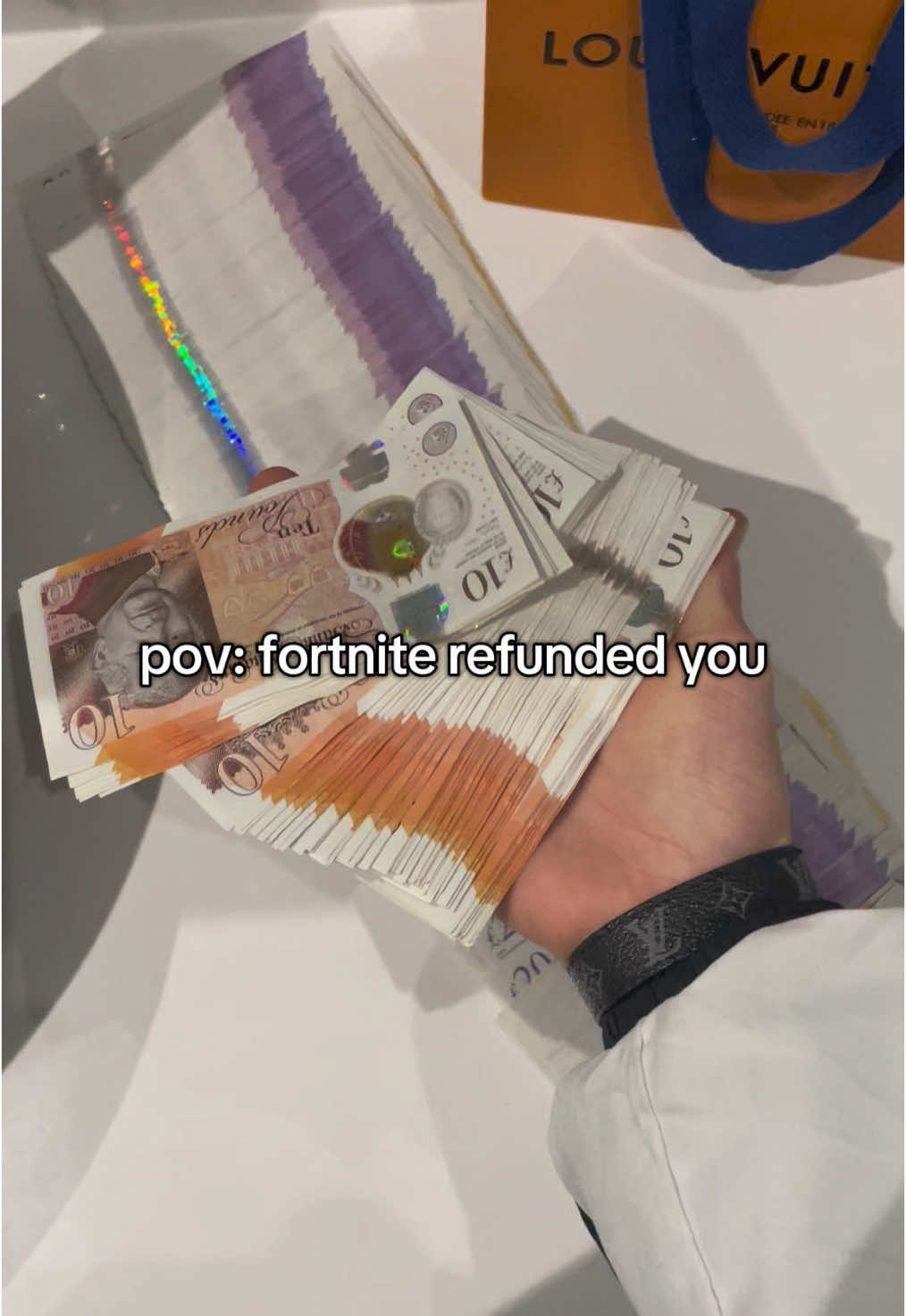 imagine fortnite refunded us 💀 #fortnite#refund#money#ukmoney#meme 