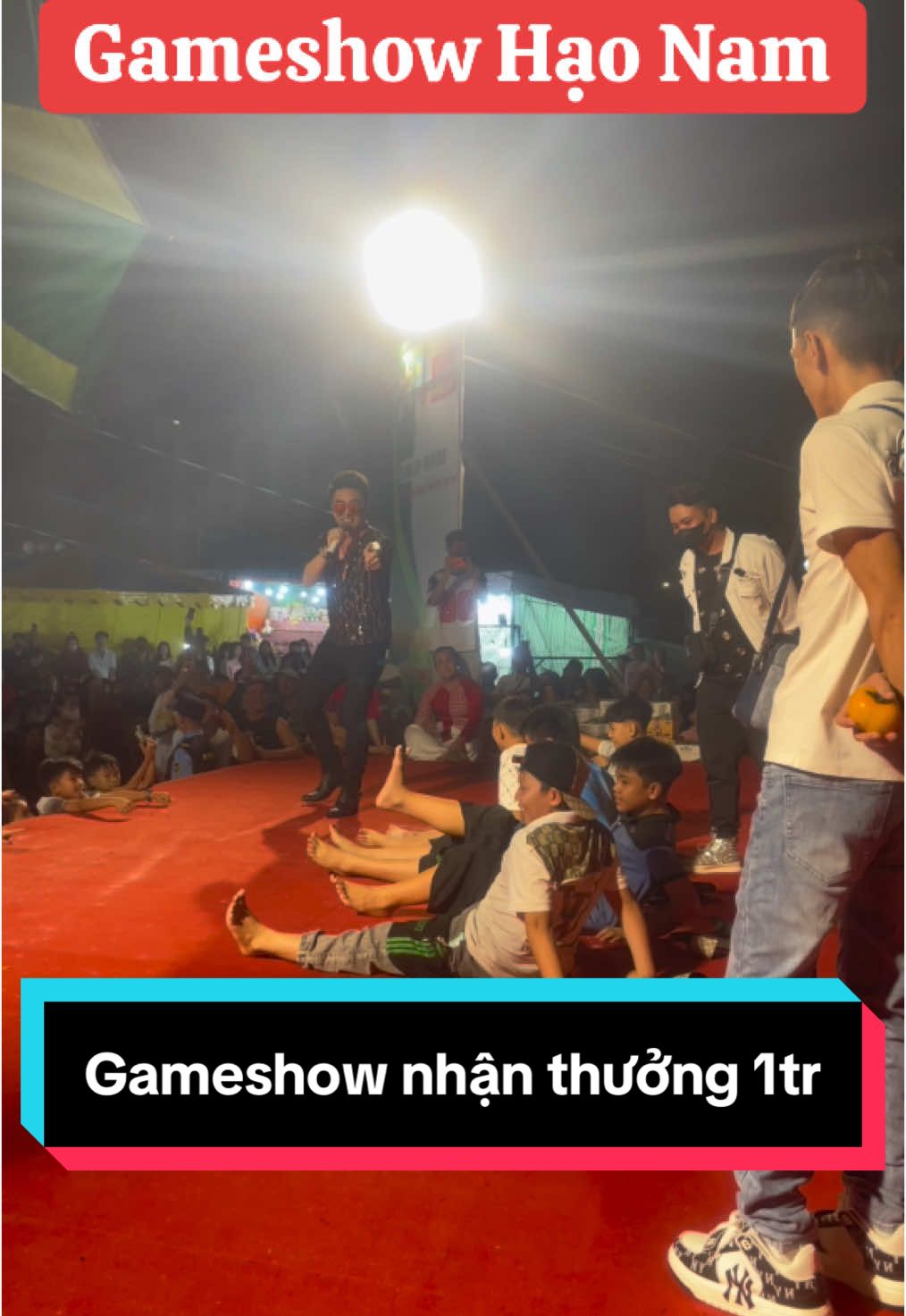 Lâm Chấn Khang Quãy với các bé nhỏ tại Tp Bến Tre - gameshow lì xì 1tr #lamchankhang #haonamsuperstar #showbizviet #nghesi #MCHoangThong #bentre71🌴🥥 