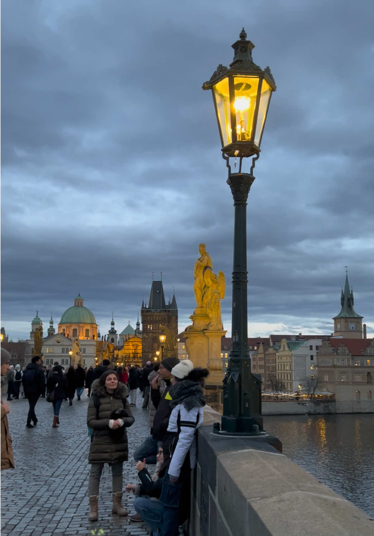 Sunset from the Charles Bridge 🌇 #prague #praha #prag #praga #praguecity #praguetravel #charlesbridge #sunset #today 