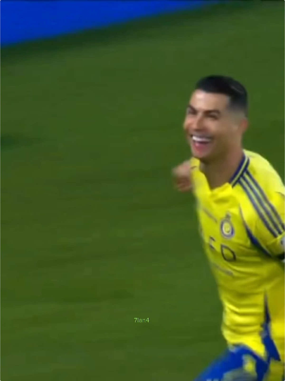 يطقطق على الحارس🤣💛                                  ‏#viral #realmadrid #cristianoronaldo #النصر_بطل_العرب #ronaldo #alnassr #عميدالعالميه #البطولة_العربية #cr7 #تاليسكا #نيمار #النصر_السعودي #العالمي #النصر #fyp #كبير_الرياض#ريال_مدريد #برشلونة #كبير_اسيا 