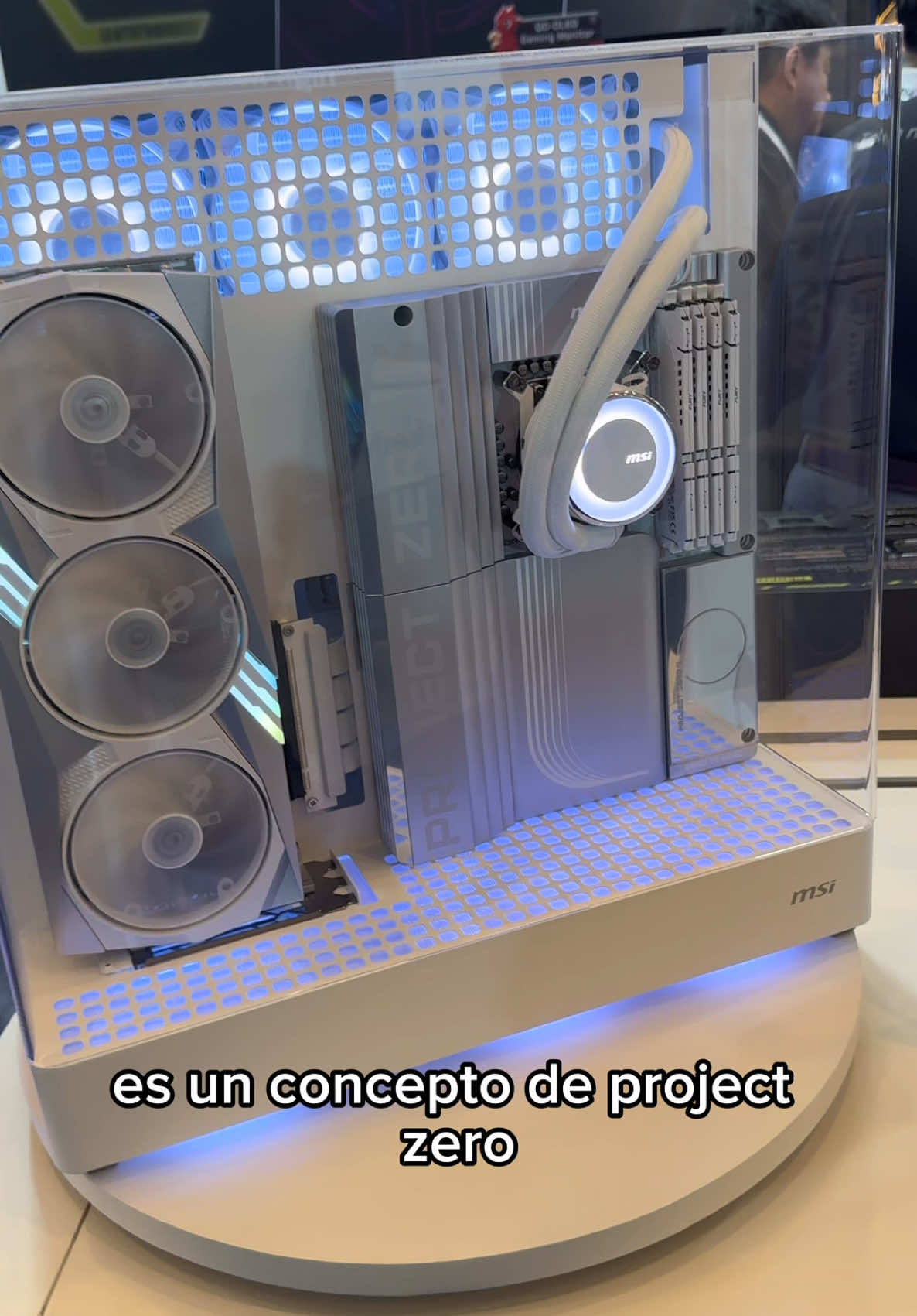 Que os parece este concepto para los PCs del futuro? #msi #gaming #gamer #pc #proyectzero #torotocho #ces #ces2025 @MSI 