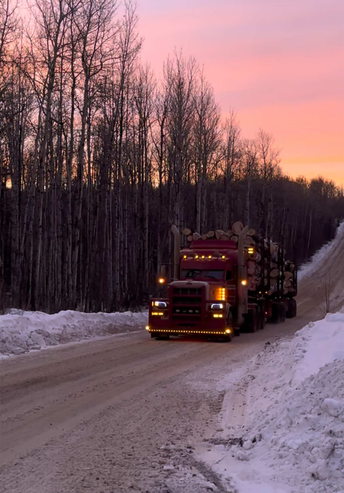 *Volume Up**  SOUNDS SOOO GOOD#cat #caterpillar #construction #johndeere #komatsu #nexgen #westcoreblows #fypシ #fyp #grader #logging #oilfield #peterbilt #c18 #danexpress #albertacanada #logging #hauling 