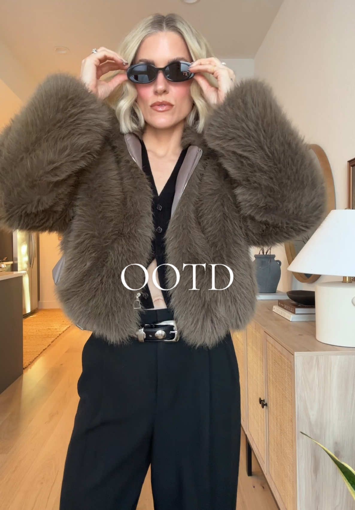 @Aritzia cardigan and trousers @The Frankie Shop jacket @Dolce Vita Footwear flats #OOTD #winterfashion #outfitideas #outfitinspo 