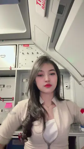 butuh tidur gasi👉🏻👈🏻