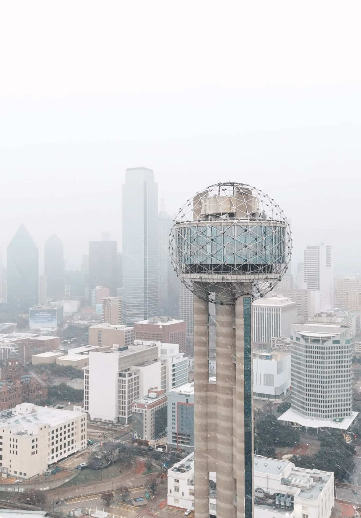 The #Snow ❄️ in #Dallas has officially begun. Did you catch it? #Texas #TX 