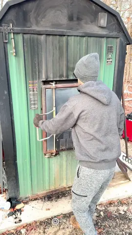 #fyp #foryou #boiler #outdoorwoodboiler #heating #knowledge #oddlysatisfying 