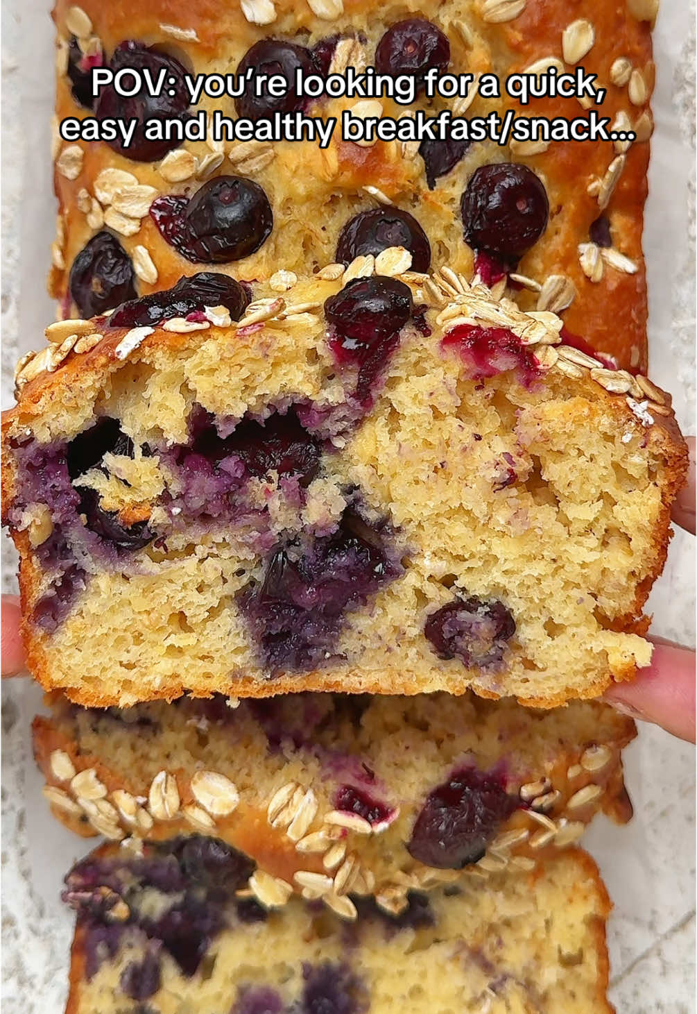 RECIPE BELOW 👇🏽  🫐BLUEBERRY BREAKFAST LOAF 🫐 If fancy cake for breakfast then you NEED TO TRY THIS RECIPE RN!!!!! ✅7 ingredients ✅Packed full of nutrition  ✅So SO easy to make  ✅Incredibly delicious  Enjoy 🫐 DB x INGREDIENTS  ▪️1 and 1/2 cups self raising flour ▪️1 cup of oats  ▪️1 tsp baking powder  ▪️2 eggs  ▪️1 cup of yoghurt  ▪️1/2 cup maple syrup  ▪️1 cup of blueberries, coated in flour METHOD  ▪️Preheat oven to 180c ▪️In a large bowl mixture together the first 3 ingredients together. Then add remaining ingredients and mix. ▪️Pour into a prepared loaf tin. Spread evenly ▪️Top with more blueberries and oats (optional) ▪️Bake for 35-45 minutes or until a toothpick comes out clean  #blueberries #blueberryloaf #healthyrecipes  #EasyRecipes #breakfast #breakfastideas #Recipe 