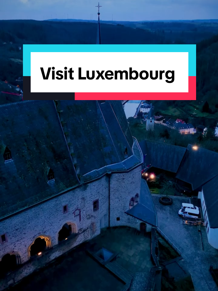 Viaden castle is one of most beautiful palaces in Luxembourg and Europe with its majestic charm 🏯🏰 #luxembourg #luxembourg🇱🇺 #vianden #castle #europe #history #visitluxembourg #Roshdi #roshdi©® 