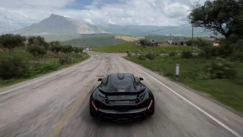 Mclaren P1 en Forza Horizon 5 #Mclaren #P1 #Gameplay #forzahorizon5go #sound #cars #game #Forza #fyp #enginesound #México #ASMR #Drive #carros #videogames #juegos  #creatorsearchinsights 