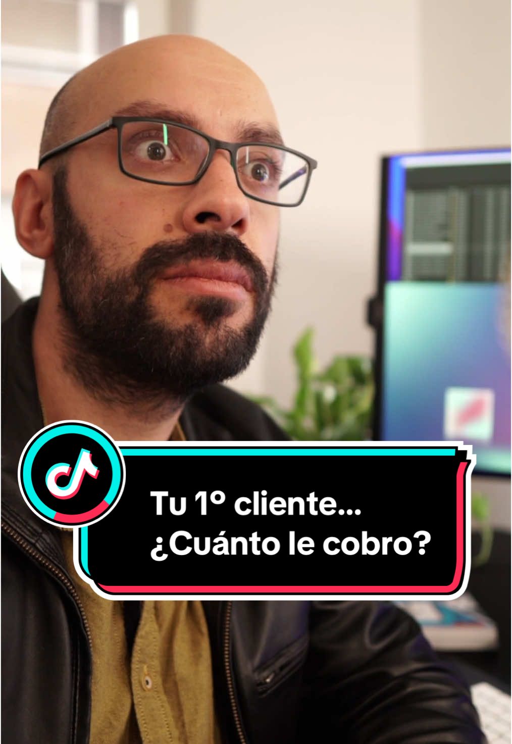 ¿Te han preguntado cuánto cobras y te has quedado con cara de: “eh… lo que tú veas”? 😅 #30diasdereels #freelancer #cliente #motiongraphics #motiondesign #animador @Aimelys |Marketing Estratégico 