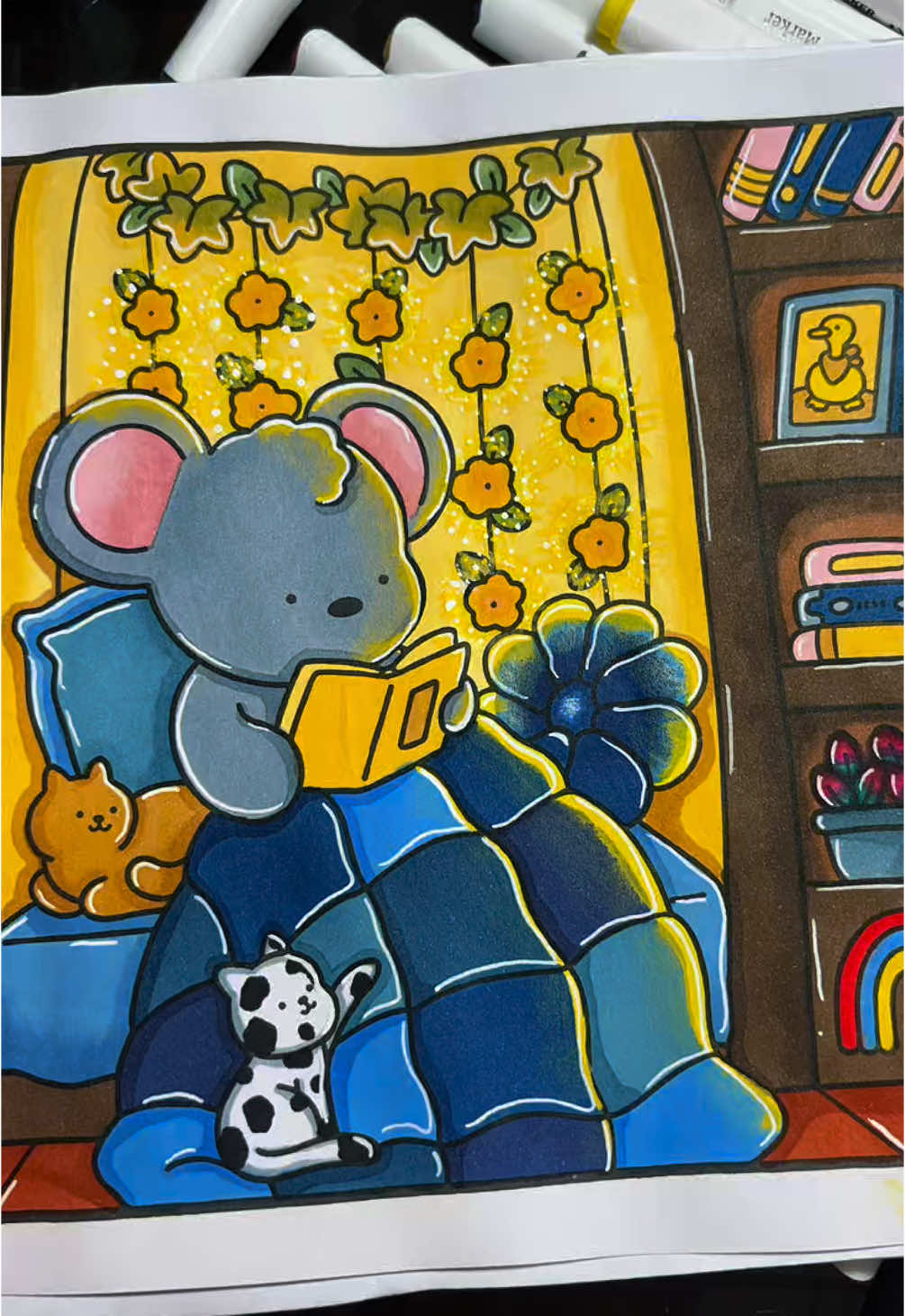 What could this little mouse be reading? 🐭 #coloringbook #ohuhumarkers #colorir #arte #pdf #coloring #bobbiegoodscoloringbook #asmr #cocowyo #bobbiegoods #touch #colors 