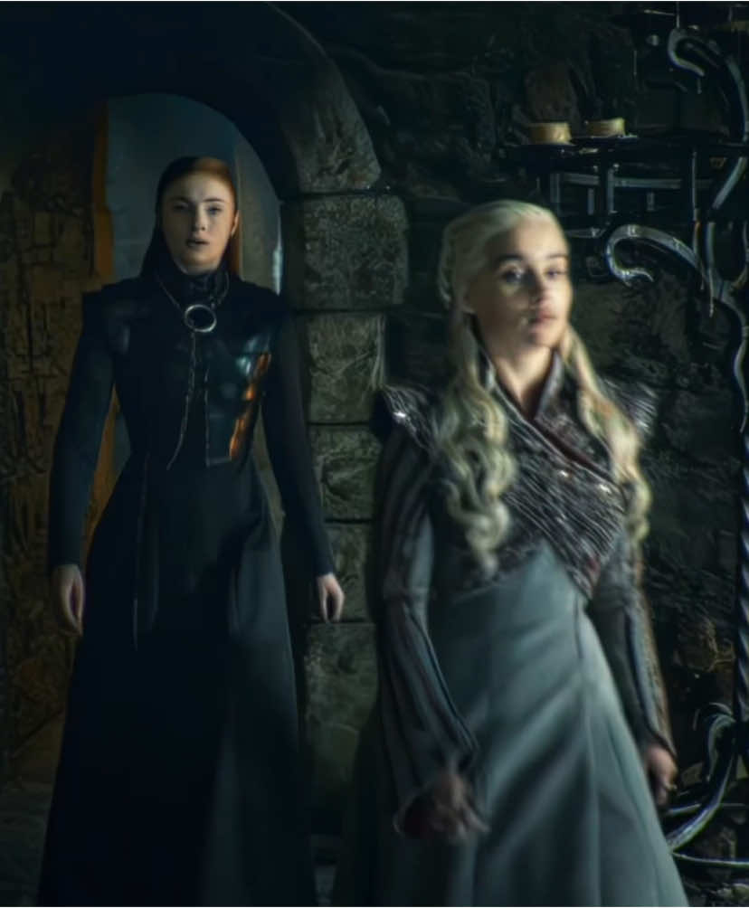 Unspoken tension. #GameOfThrones #SansaAndDaenerys #QueensCollide #IceMeetsFire #UnstoppableDuo #MotherOfDragons #WinterIsHere #QueensOfThrones #FierceAndFlawless #HouseTargaryen #HouseStark #FantasyIcons #StrongFemaleLeads #GoTForever #EpicPowerMove #LegendaryQueens #FanEditGoals #ViralEdit #GoT2025Vibes #TikTokRoyalty. Dt: @𝘣𝘢𝘮𝘣𝘪 ౨ৎ @lucassproductions @L @Eli @u1ma.ae @kira ⛧ @𝘻𝘹𝘻𝘹ッ @ᴀꜱᴏɪᴀꜰ ᴇᴅɪᴛᴏʀ @Dean @✧ @anna ❦ @ᴀᴍᴀʀᴀ @daph ☆ @daeneryslvc @Eleni⊹ ࣪ ˖ @fatou ꕥ @hailee★ @helaenav @Ida @imm0rtaly @lah.vfx @lola @maya 𖤐 @mia™ @mila 𖤐 @mirits's @𝖒𝖔𝖔𝖓☽ @Period Dramas @s @𝘴𝘶𝘴𝘢𝘯𝘯𝘢𝘩 🦂 