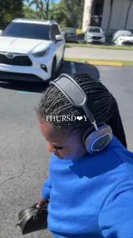 Happy Thursday babe 🤍🤍 #gym #Vlog #vlogs #fypシ゚viral #therapy #routine #consistency #blowup #motivation #motivational #GymTok #gymmotivation #gymgirl 