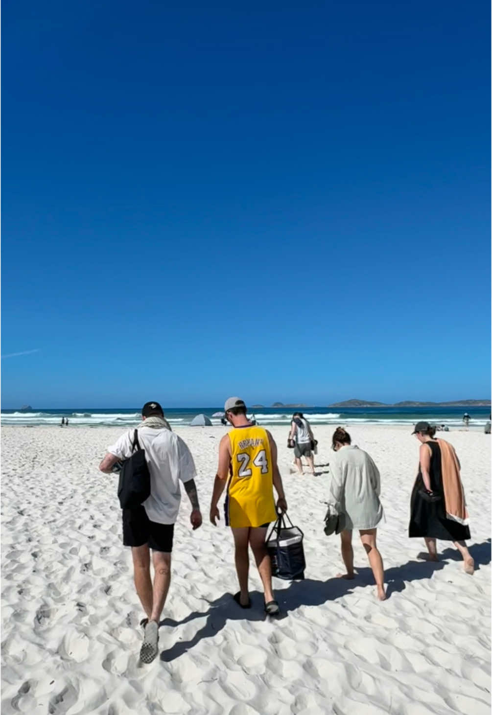 Fui a una playa que se llama Squeaky Beach, y tiene mucho sentido el nombre, escuchen como suena jaja 🐤 #victoria #australia #squeaky 