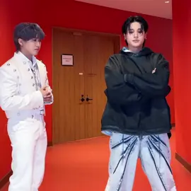 A dupla mais mais #viral_video #fyp #foruyou #flypシ #straykids #changbin #ateezatiny #wooyoung  @Stray Kids @ATEEZ_Official 