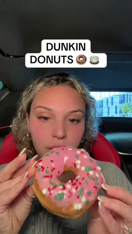 I truly believe Dunkin has the BEST donuts 🍫🎂🍵🍓⛄️🤍🍩 @Dunkin' #fypツ #asmr #fypシ゚viral #mukbang #Foodie #foodtiktok #food #fypage #dunkin 