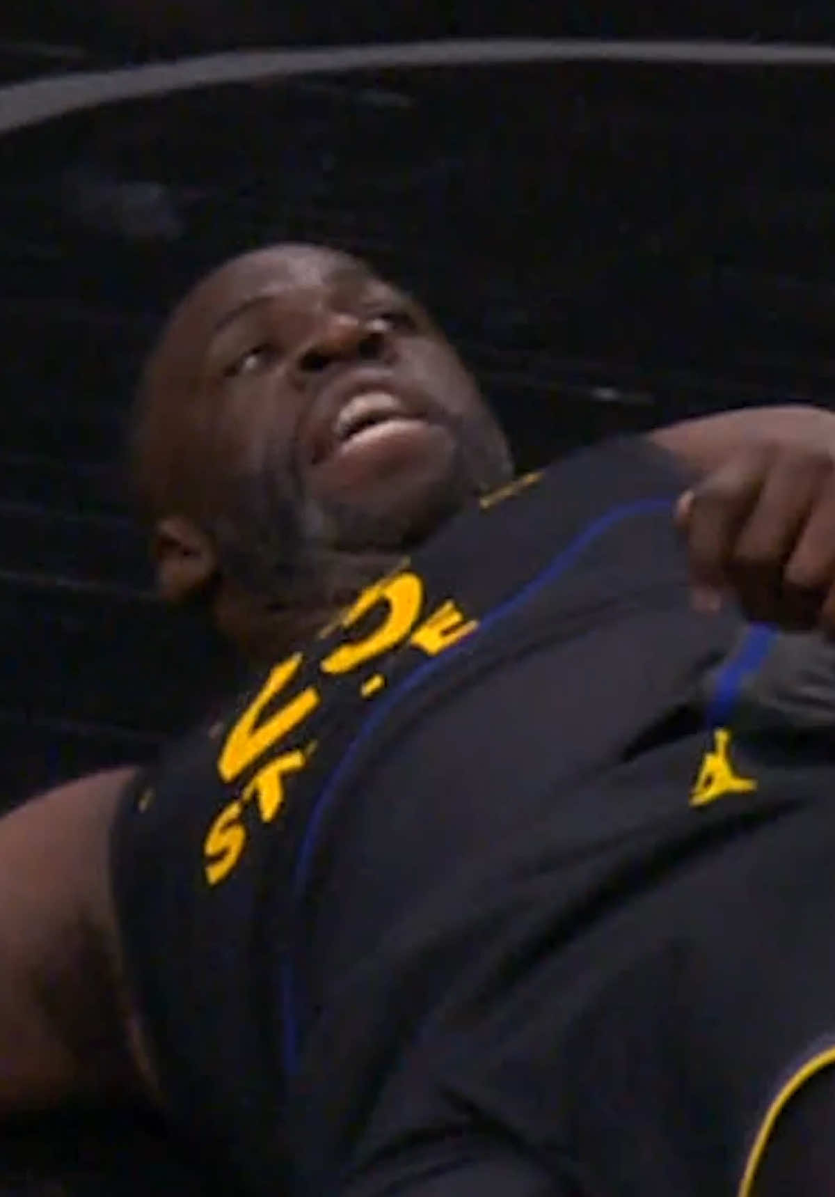 The yelling took me out 💀🤣 #draymondgreen #NBA #basketball #basketballtiktok #ballislife 