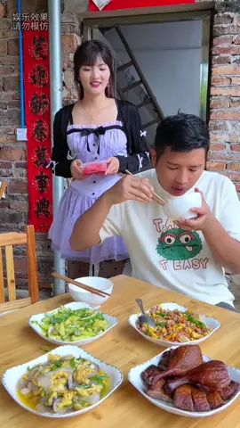 姐妹们我跟你们说，老公挣钱老婆花，幸福生活顶呱呱， 你们说对不对？#夫妻日常 