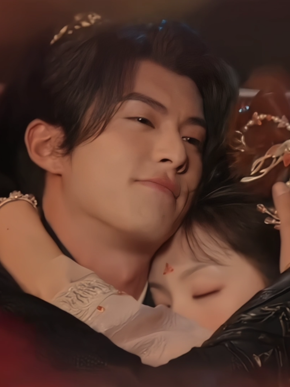 Aduhhh, tatapanmu nggak bisa bohong bang🤭 #drachin #guardiansofthedafeng #ningyan #xuqian #linan   #dylanwang #wanghedi #tianxiwei #dienhivi #fyp 