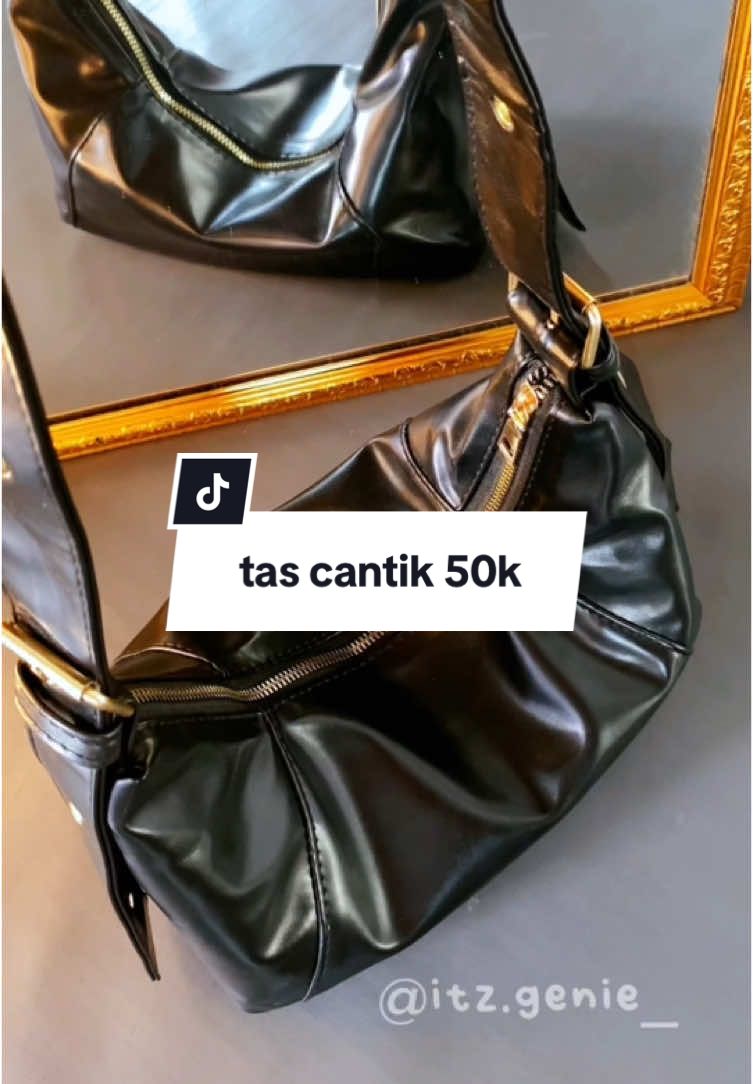 Rekomendasi tas cantik cuman 50k ✨ bisa dijadiin handbag atau shoulderbag yaa #tascantik #handbag #shoulderbag 