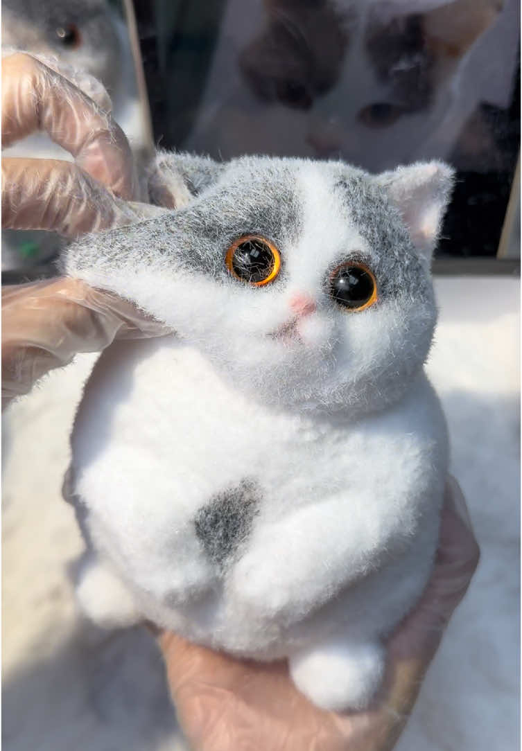 Sticky kittens customized by fans for babies.#cat #squishy #DIY #kitty #ragdoll #puppy #art #custom #fy #handmade #painting #foryou #bird #teddy #craft 