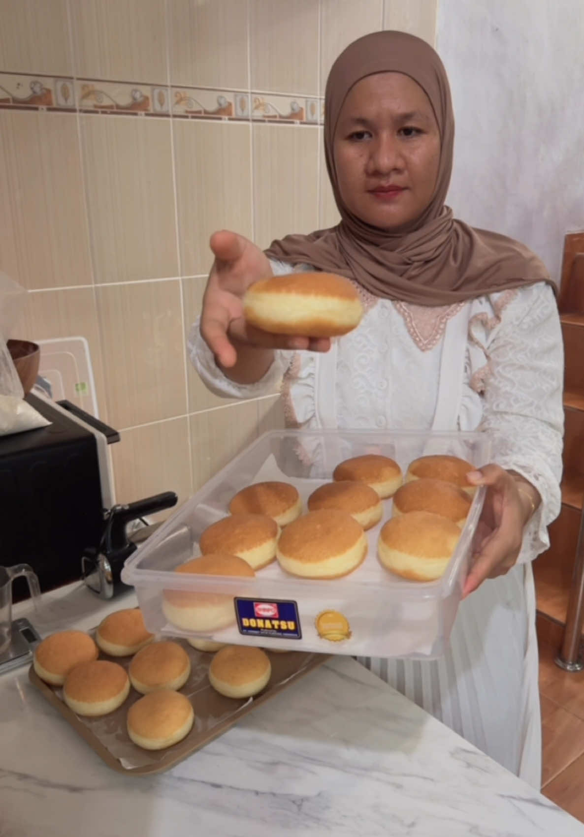 Pesanan pertama setelah libur panjang #donat #resepdonat #kelasdonat 