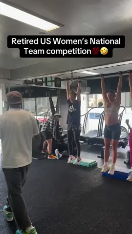 The competitiveness doesn’t go away🤣👏 #Pubity (@kelleyohara)
