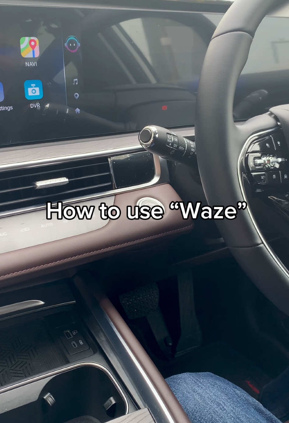 Use Waze for making your travels super easy with the 24.6-inch Dual-screen.  Did you know we are near UCSI university? Visit our showroom and test drive our amazing cars! See you soon!  #chery #tiggo8pro #malaysia #kl #showroom #ucsiuniversity #tamanconnaught #waze #easy #travel 