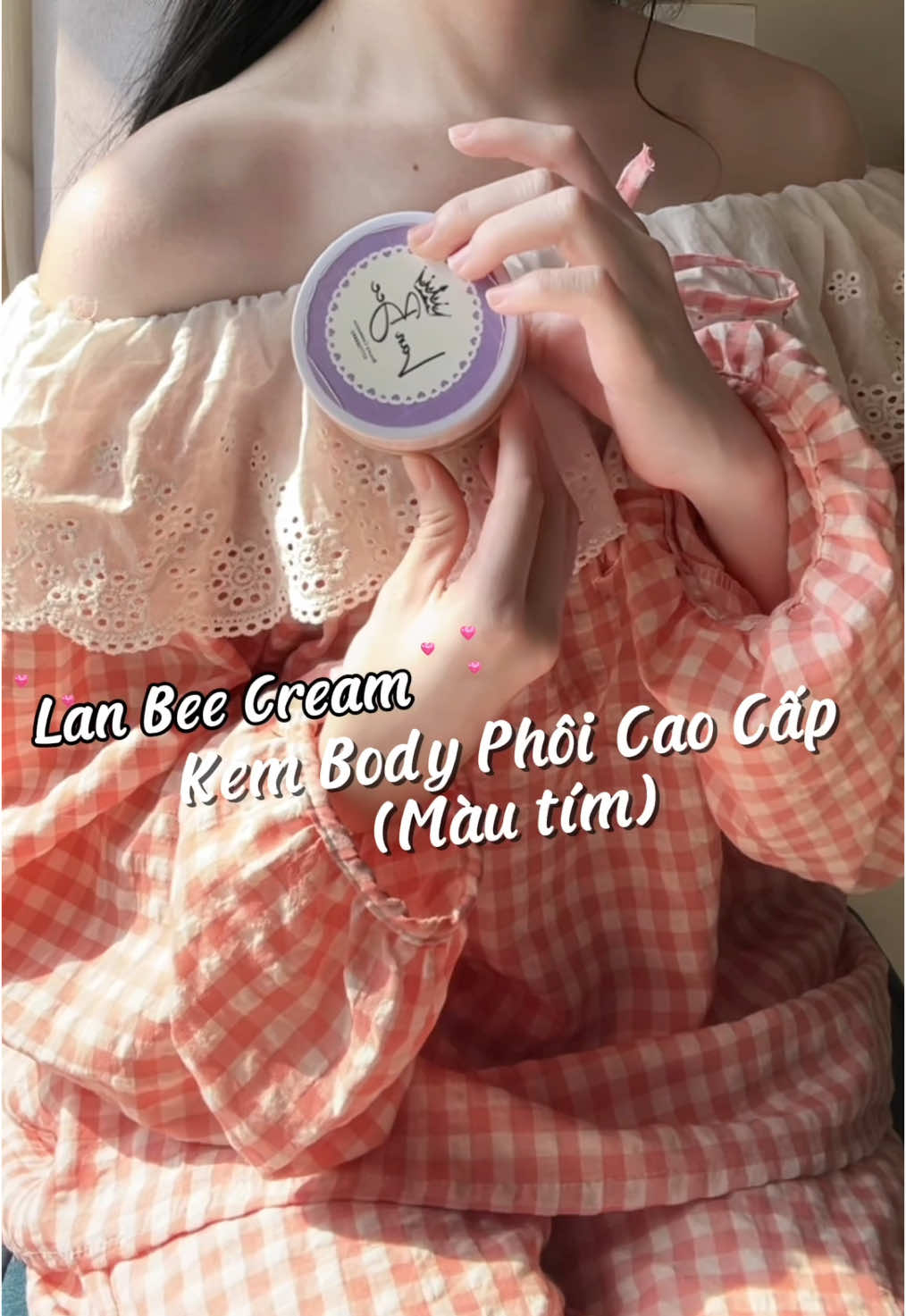 Kem body phôi cao cấp (tím ) khử da ngâm đen chai lì khó trắng , khử vàng da . Hỗ trợ làm mờ thâm v3, bẹn, nách và các vêt thâm khác #kembodytrangda #kemtrontrangda #kemtrontrangda #kemtronlanbee #xuhuongtiktok #lamdep #goclamdep❤️ #xuhuongtiktok #xuhuong #lanbeeyoung #kemtron#kemtronlanbee #lanbeecream #creamtrontrangda #lamdepkhongkho #goclamdep❤️ 