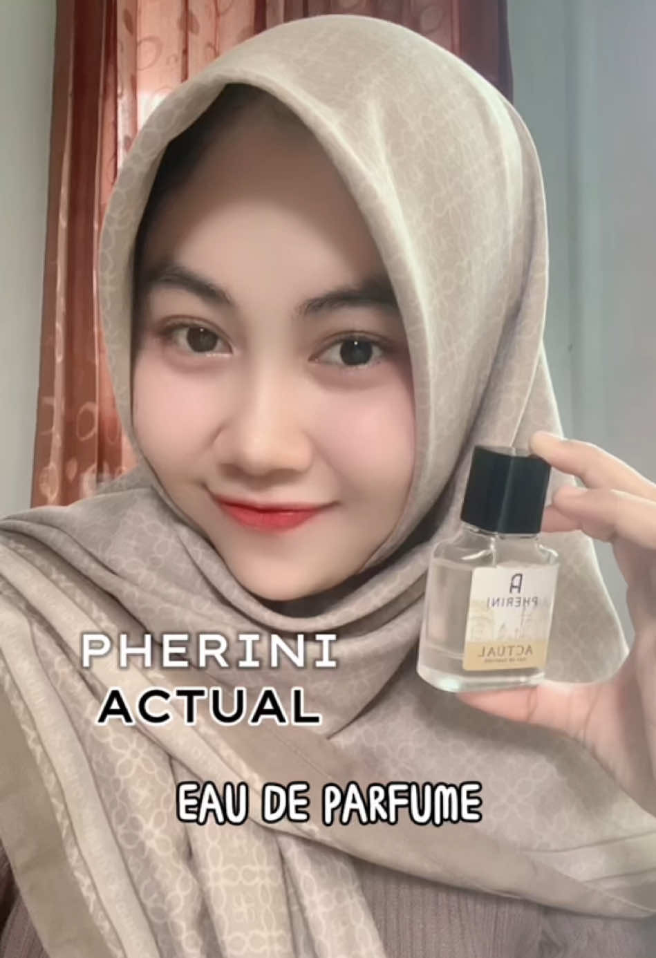 Amaze bgt sama aromanya yg fresh & awet sampe 12 jam 😭🫶🏻yg sebelumnya udah pernah pake parfum ini pasti always repurchase deh karena emang seenak itu woyy ✨ #parfume #parfumviral #parfumrecommended #pheriniactual #pherini #eaudeparfum #parfummurah 